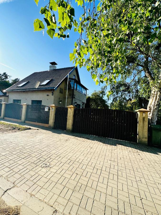 Svetes House - Garden & Bbq & Parking Villa Liepāja Kültér fotó